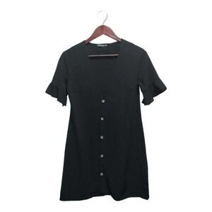 Short sleeve button up black dress by Pretty Little Thing Size 0